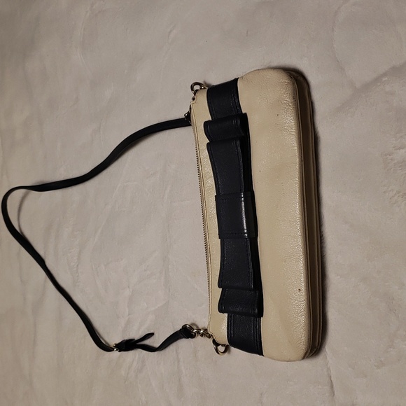 Kate Spade New York Crossbody Purse - Picture 3 of 7